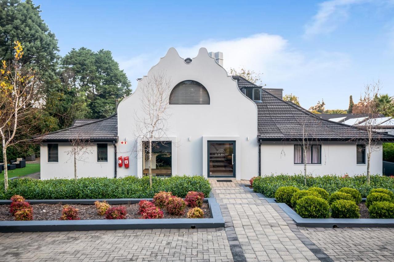30 On Whites Guesthouse Bloemfontein Eksteriør billede