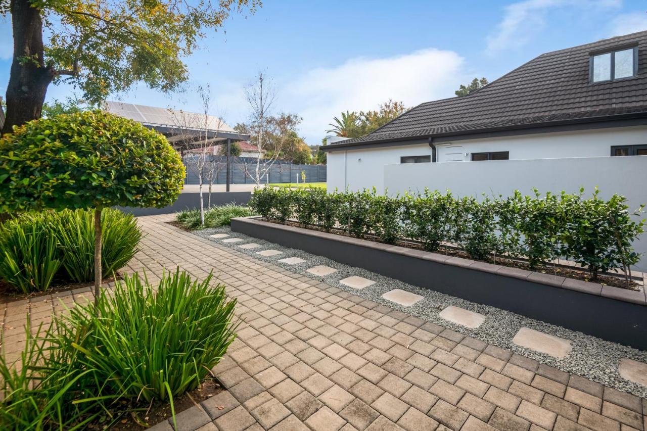 30 On Whites Guesthouse Bloemfontein Eksteriør billede