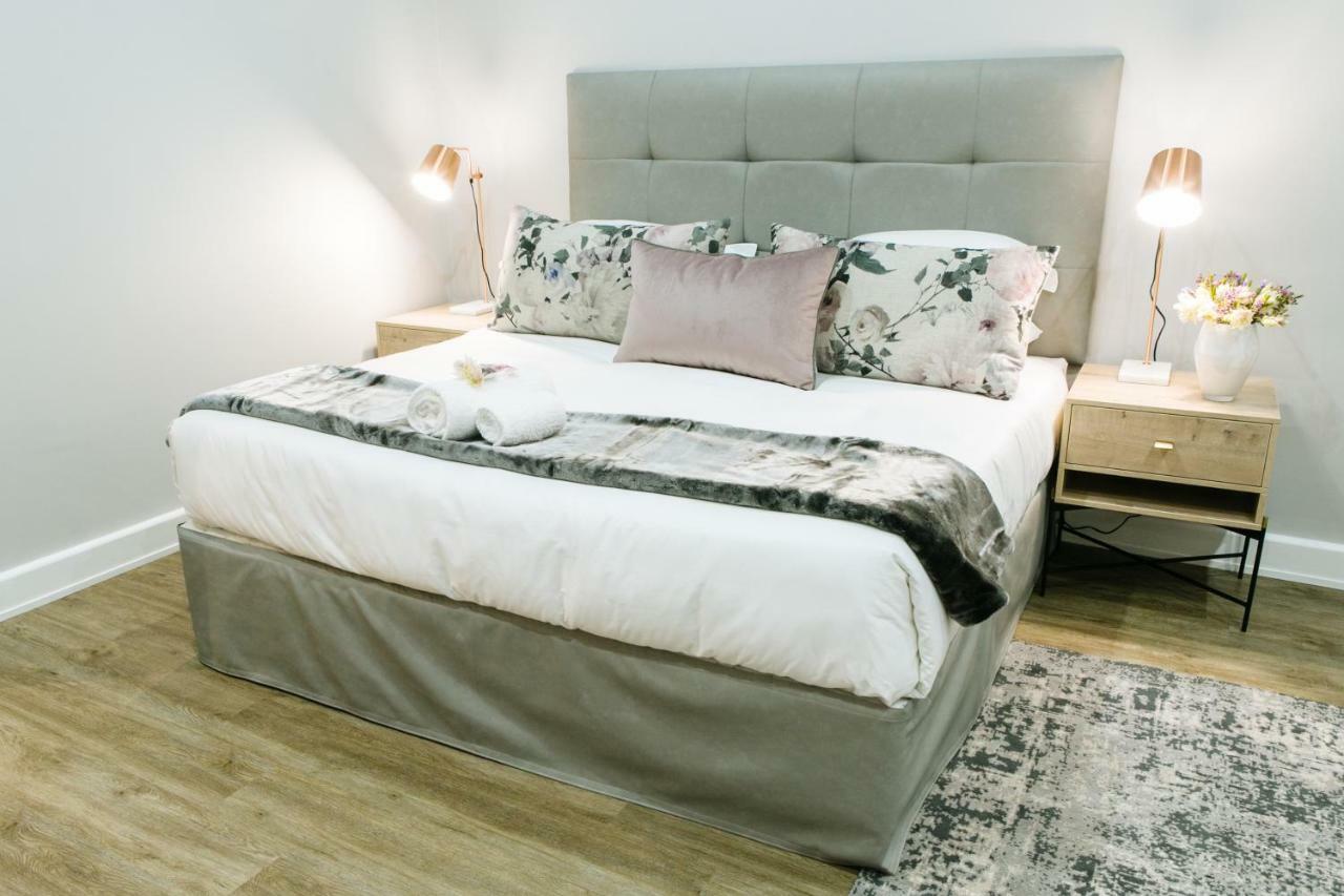 30 On Whites Guesthouse Bloemfontein Eksteriør billede
